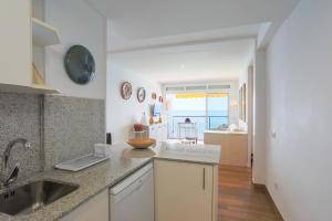 Pis Embaixador - 1a línea de mar