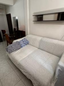 Vem curtir na praia e na cidade.