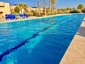 Spacious 3BR Apt with Lakeview in Little Venice Resort