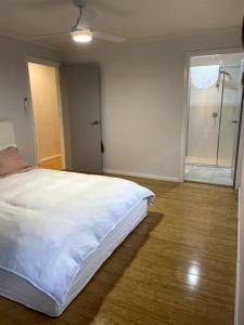 Beachside 4 bedroom Home in Emerald Beach