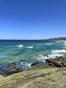 Beachside 4 bedroom Home in Emerald Beach