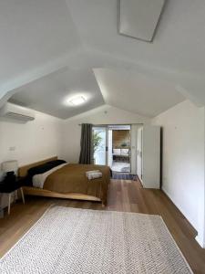 Beachside 4 bedroom Home in Emerald Beach