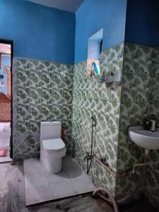 Anand Bhawan, First Floor