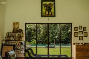 Rivendell Twisted Tree - Kirindiwelmada