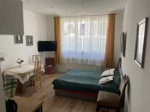 Cichy Zaułek 10 - 布罗德尼察