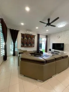 Ahlam Homestay Melaka - Paya Rumput