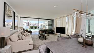 Villa Malibu - Onesix2, Cleverdetails CD 285