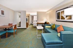 Executive Double Room with Two Double Beds - Sofa Bed room in SpringHill Suites by Marriott Chicago SW Burr Ridge/Hinsdale