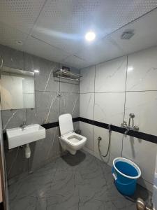 Hotel Rinza Residency
