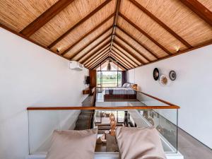 Golden Hour Villas - Lotus