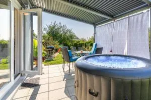 Holiday Home Zala with Jacuzzi - Happy Rentals - Puconci
