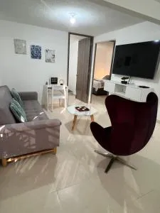 Lindo y comodo Apto Yumbo, Cali - Crestegallo