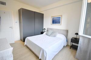 BIANCA Home Holiday a pochi passi dal mare Private Parking