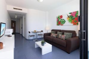 Beachfront Apartment Playa del Cura 3 by VillaGranCanaria