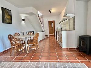 Casa Los Moriscos con increíbles vistas al mar