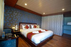 Pangong Heights Cottages Ladakh by LexStays