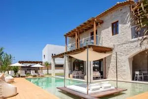 Thetida Villa, a Sublime Beachfront Retreat, By ThinkVilla - 斯法卡基