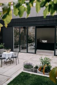 Villa Elizabeth - Apartment with Garden 