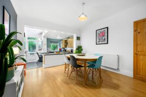No24Sandbach - Home from Home - Exclusive Dog Friendly House & Garden