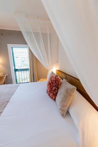 Double Room with Romantic Package  room in Hotel Tarongeta - Adults Only