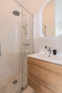 Appartements Appartement une chambre avec jardin, proche tram : photos des chambres