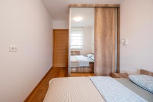 Modern Living Apt - Academic - PRIVATE PARKING