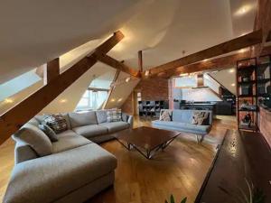 Very spacious 2 BDRM flat