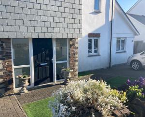 Cosy 1 bed apartment near Crantock beach