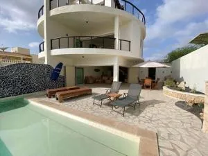 Surf House - Your Exclusive Getaway - Espargos