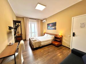 Triple Room with Shared Toilet