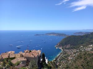 Appartements Villa Riviera vue panoramique MER et NATURE : photos des chambres