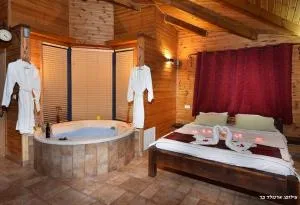 צימרים נפלאות הגליל - 5 בקתות מקסימות עם ג'קוזי וסאונה - Beit Jann