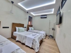 Verdant Haven- Chic 5 Bed Apart - New & Stylish