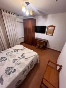 Hotel Puente de Piedra - Entrala