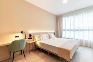 HQ Arena Hotel - Beniparrell