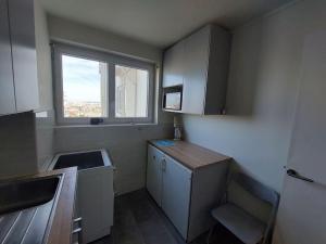 FLAT with TOUR EIFFEL view and Montmartre