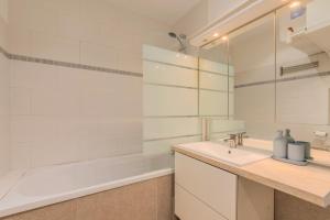 Appartements Appartement une chambre, proche metro : photos des chambres