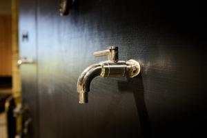 B&B / Chambres d'hotes Le repaire Lagardere : photos des chambres
