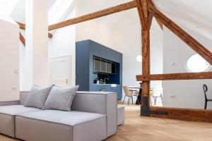 Villa Elizabeth - Mansard Apartment for 4