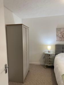 london 14 shaw road se22 8dp