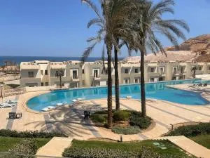 The groove el galala - 苏伊士