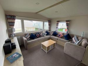 MP113, Ship Ahoy - Camber Coast Holidays Ltd