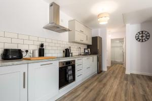 Lovely 2 Bedroom Home in York
