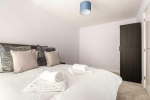 Lovely 2 Bedroom Home in York