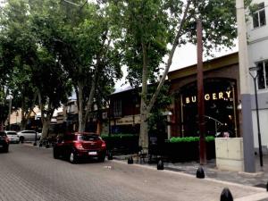 Arístides a dos cuadras- Cómodo departamento