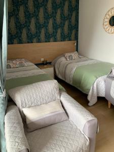 Appartements Superbe T 1 Greoux les Bains : photos des chambres