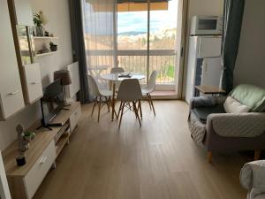 Appartements Superbe T 1 Greoux les Bains : photos des chambres