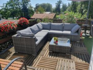 Zonnig appartement Maasbommel.