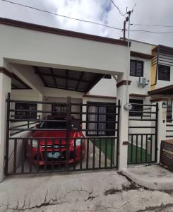 Joenice Lipa Staycation