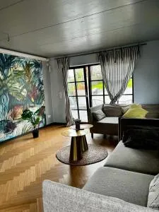 Beautiful big house with garden - Kirchentellinsfurt